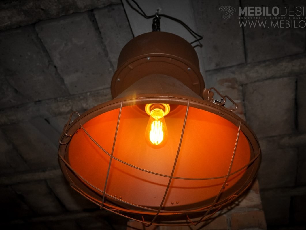 Oświetlenie loftowe na wymiar — realizacja MEBILO